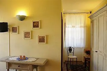 La Casa Di Babbai Hotel Nuchis 2*,