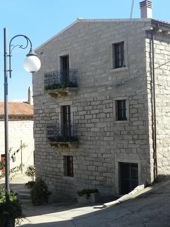 La Casa Di Babbai Hotel Nuchis 2*,  Italy